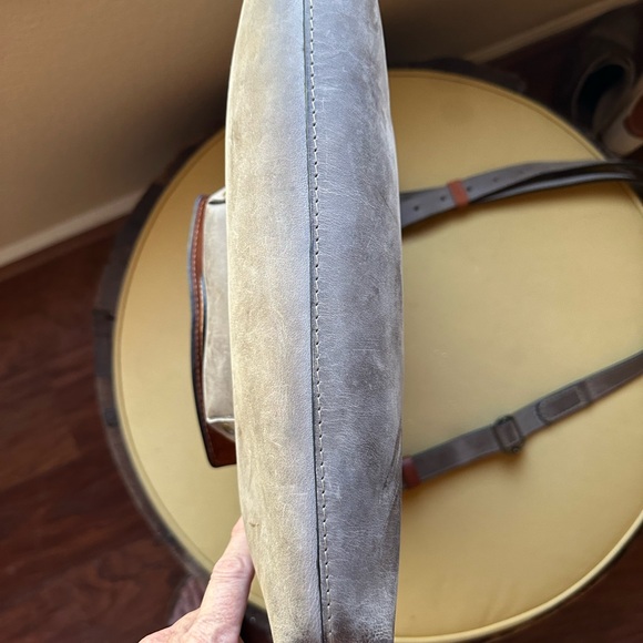 ❤️Tote bag, shoulder and crossbody. Full grain leather, handcrafted - EUC!❤️ - Picture 14 of 15